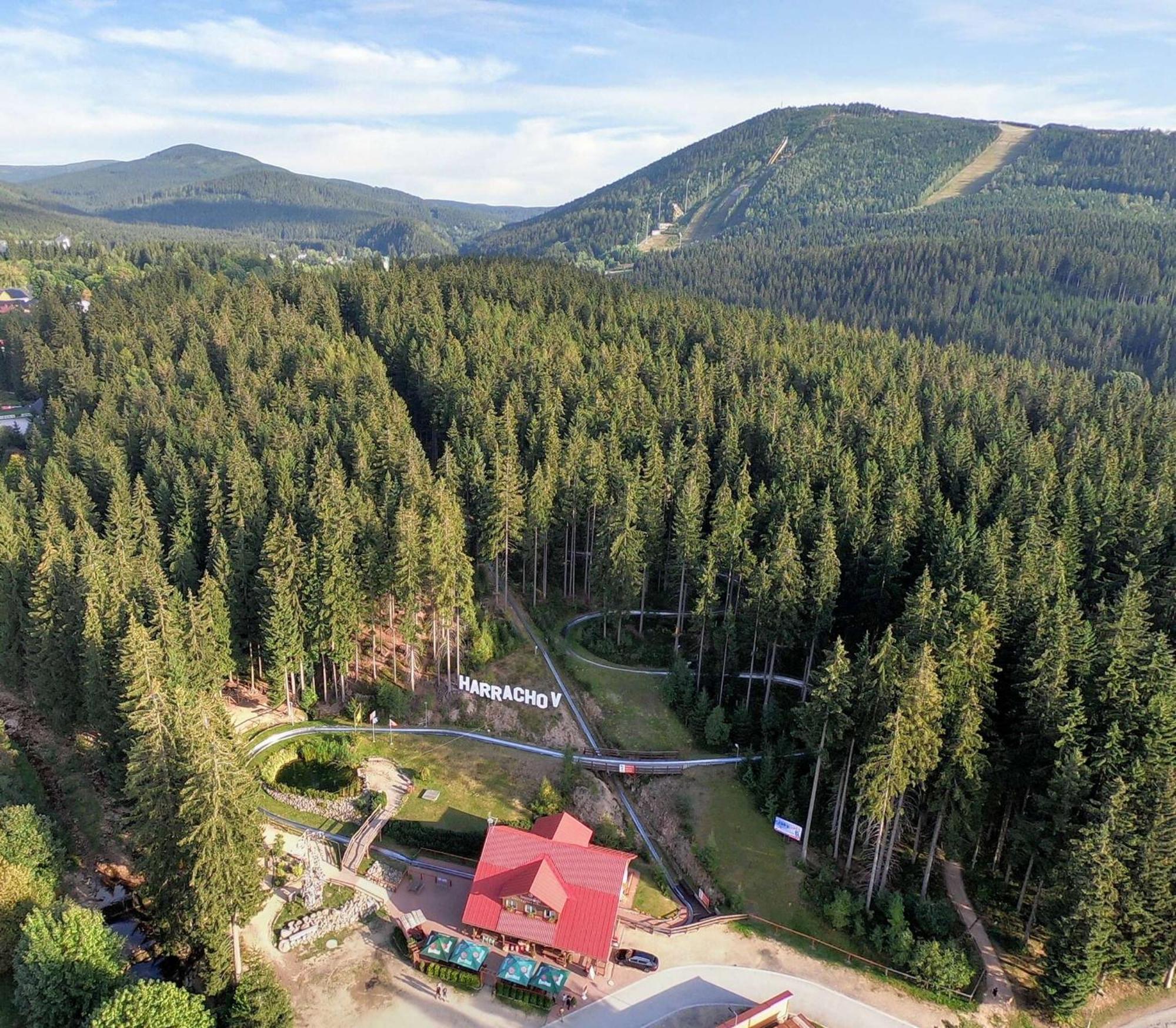 Free Wellness & Spa Multimedia Apartment - Snidane V Cene - Zdarma Vstup Do Wellness, Virive Vany, Solna Sauna, Finska Sauna, Parni Sauna, Masaze, Playstation 5 A Hry, Sklep, Moderni Vybaveni, Parkovani Zdarma, Vybaveni Pro Deti, Klidna Lokalita Harrachov Exterior foto